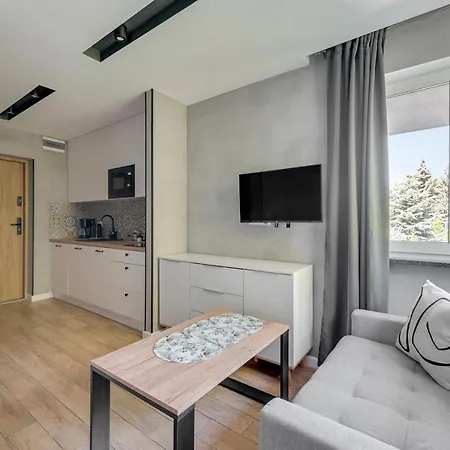 Lion Apartments - Villa Smolna 1 Апарт-отель Сопот