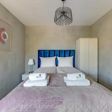 Апарт-отель Lion Apartments - Villa Smolna 1