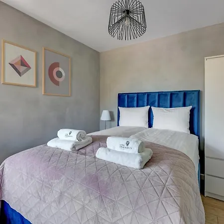 Lion Apartments - Villa Smolna 1 Апарт-отель *