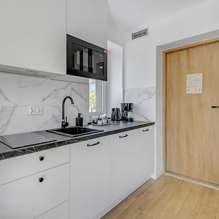 Lion Apartments - Villa Smolna 1 Апарт-отель *